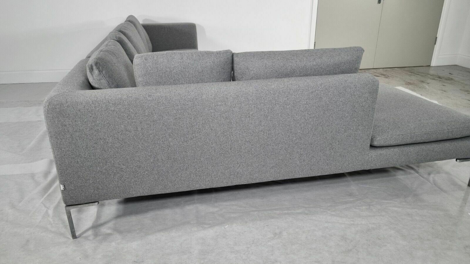 photo vintage Immaculate Bb Italia Charles L Shape In Luxurious Mid Grey Wool