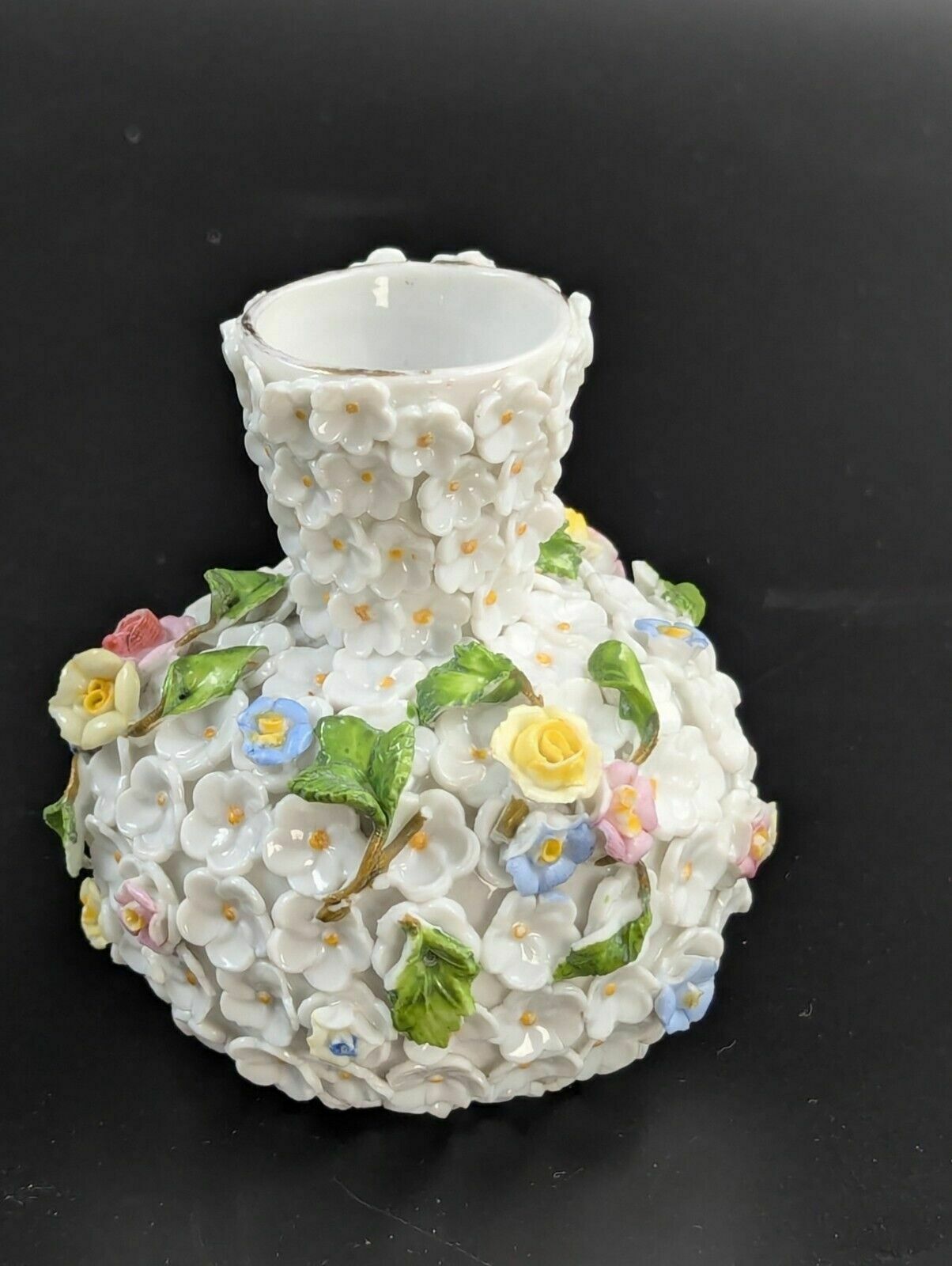 Porcelain Encrusted Vase And Salt Cellar By Bohne Söhne Rudolstadt, C. 1880. photo Home Decor