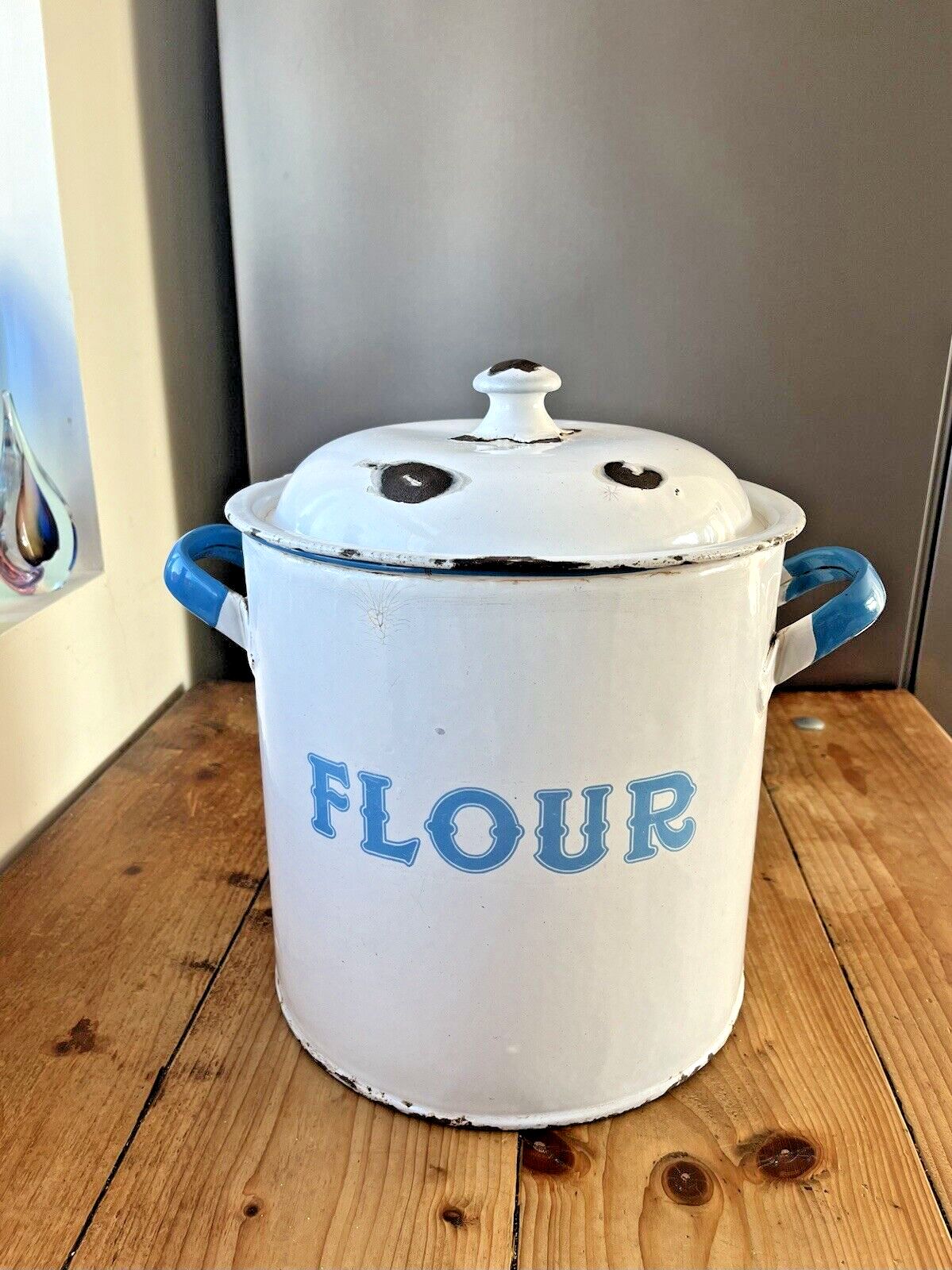 Large Antique Enamel Flour Bin Bakery Storage Container Vintage Kitchen Display photo Home Decor