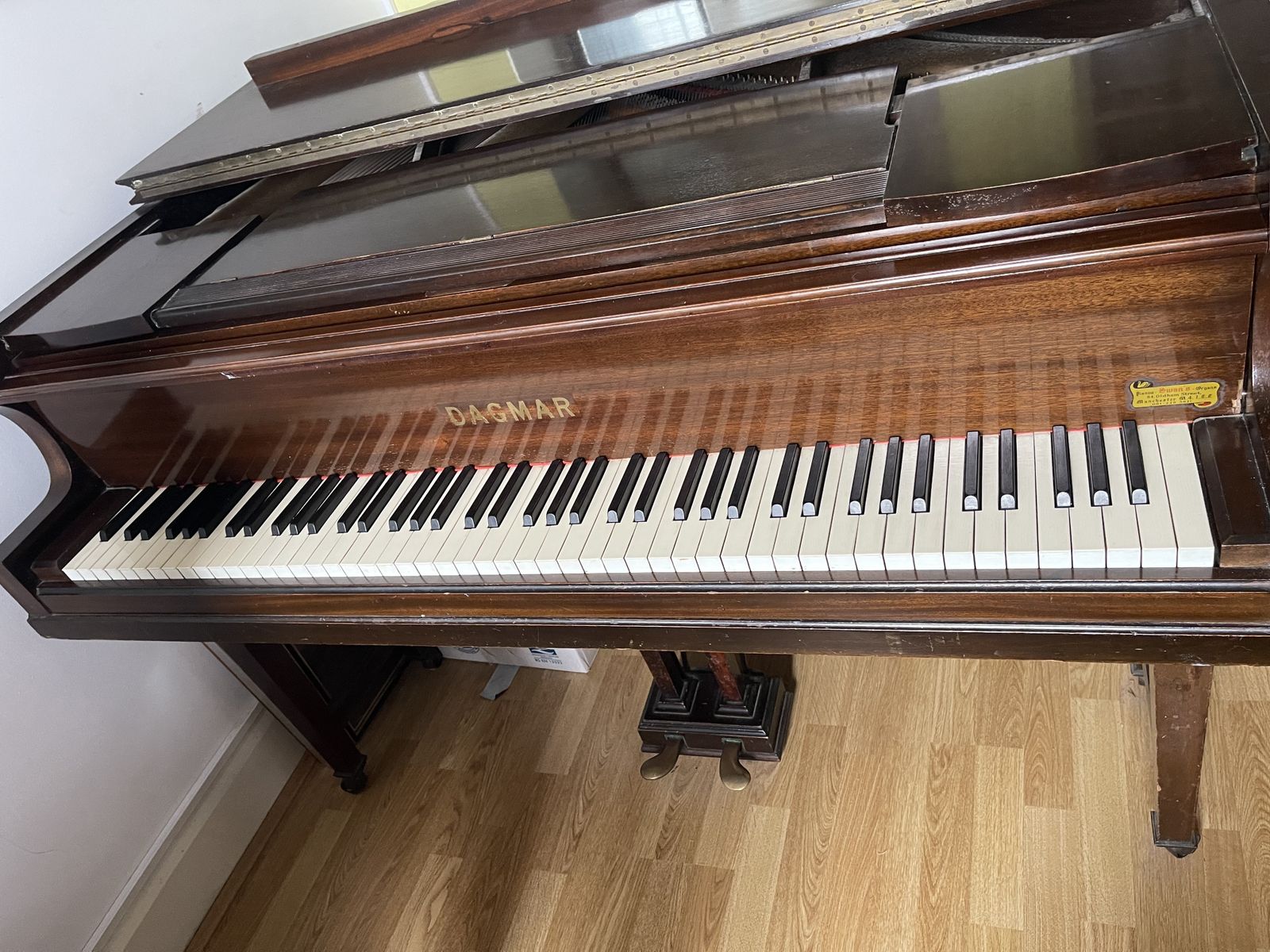 Dagmar Baby Grand photo furniture