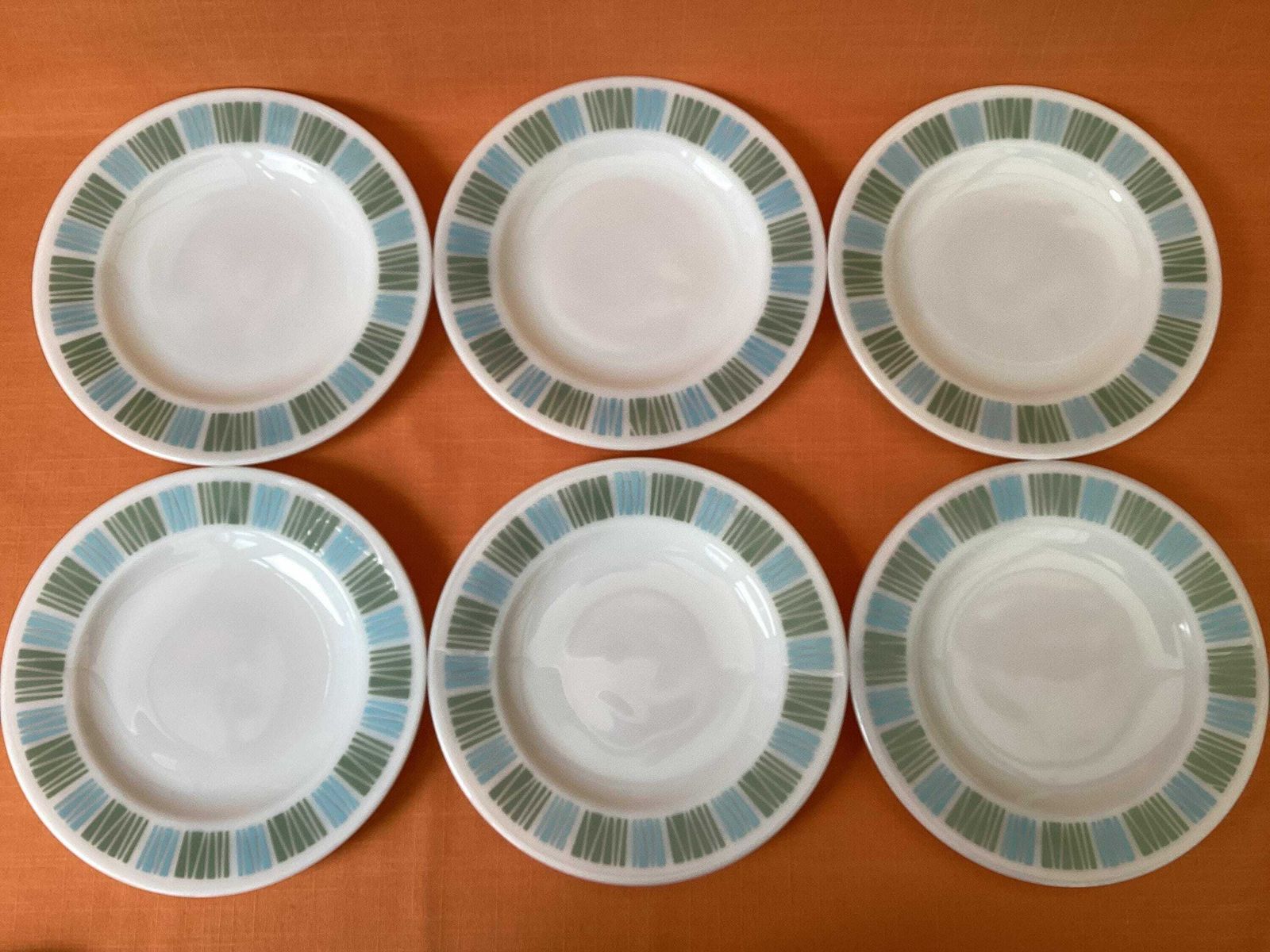 Jaj Pyrex Matchmaker Salad Plates In Blue And Green (Set Of 6), 1960s Jaj Matchmaker Salad/Dessert Plates, Retro Matchmaker Plates, 8.5” photo for sale