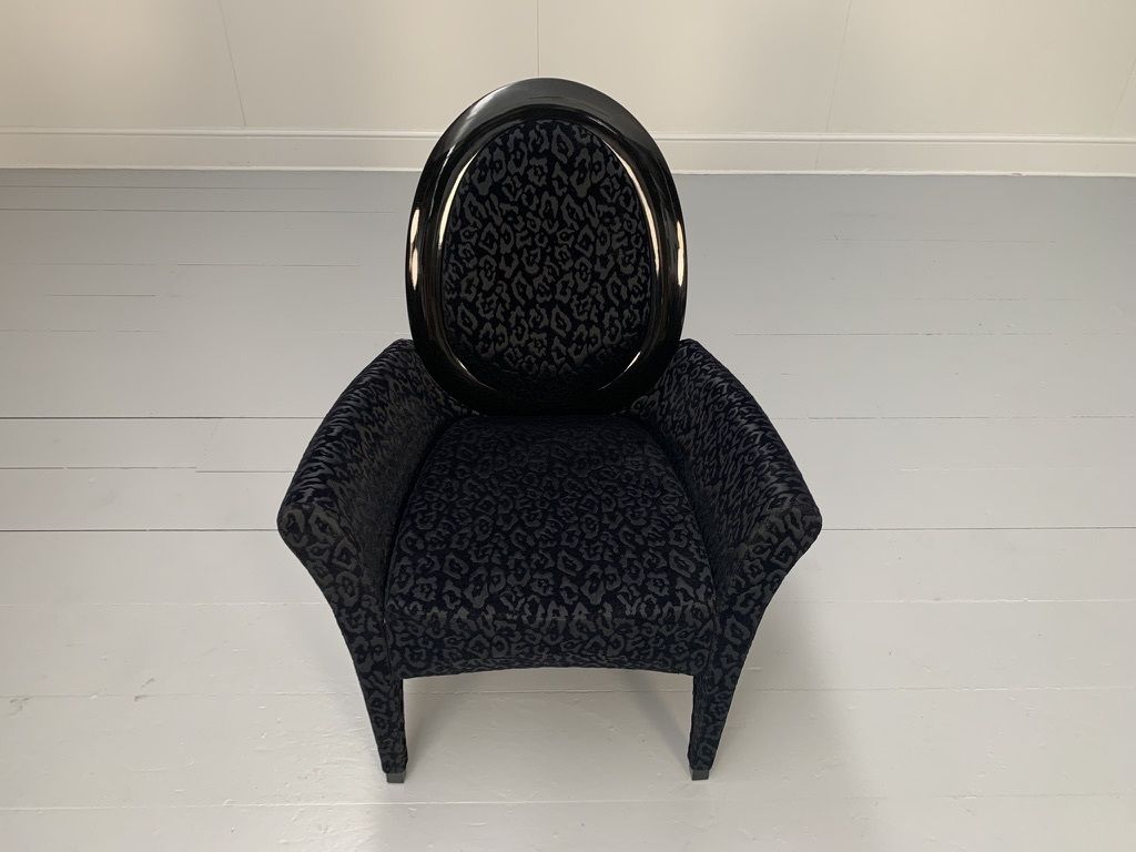 Fendi Casa Armchair – In Black Dark Grey Motif Fabric photo vinterior