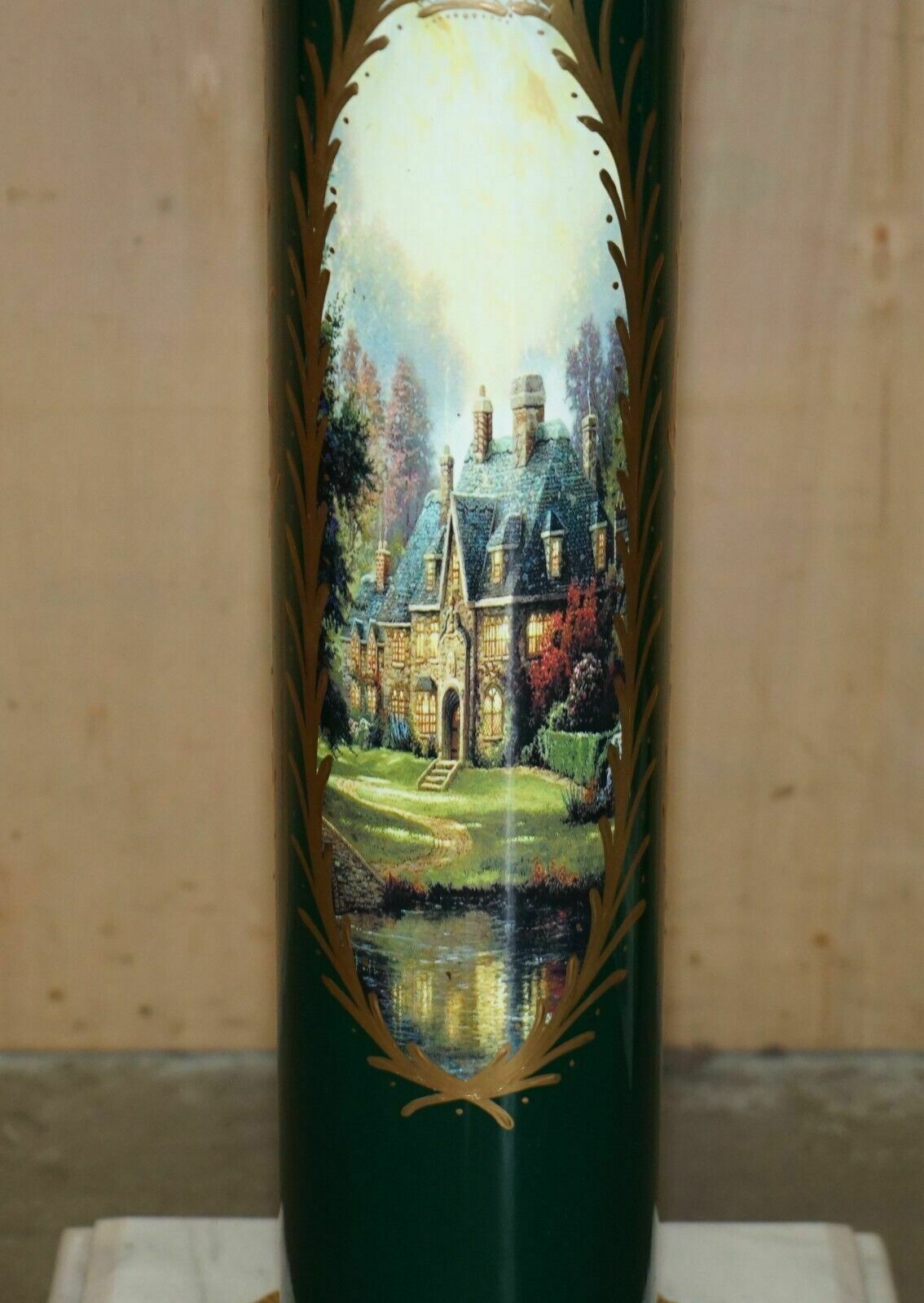 photo vinterior Stunning Pair Of Royal Italian Carrara Marble & Enamel Painted Brass Pillars