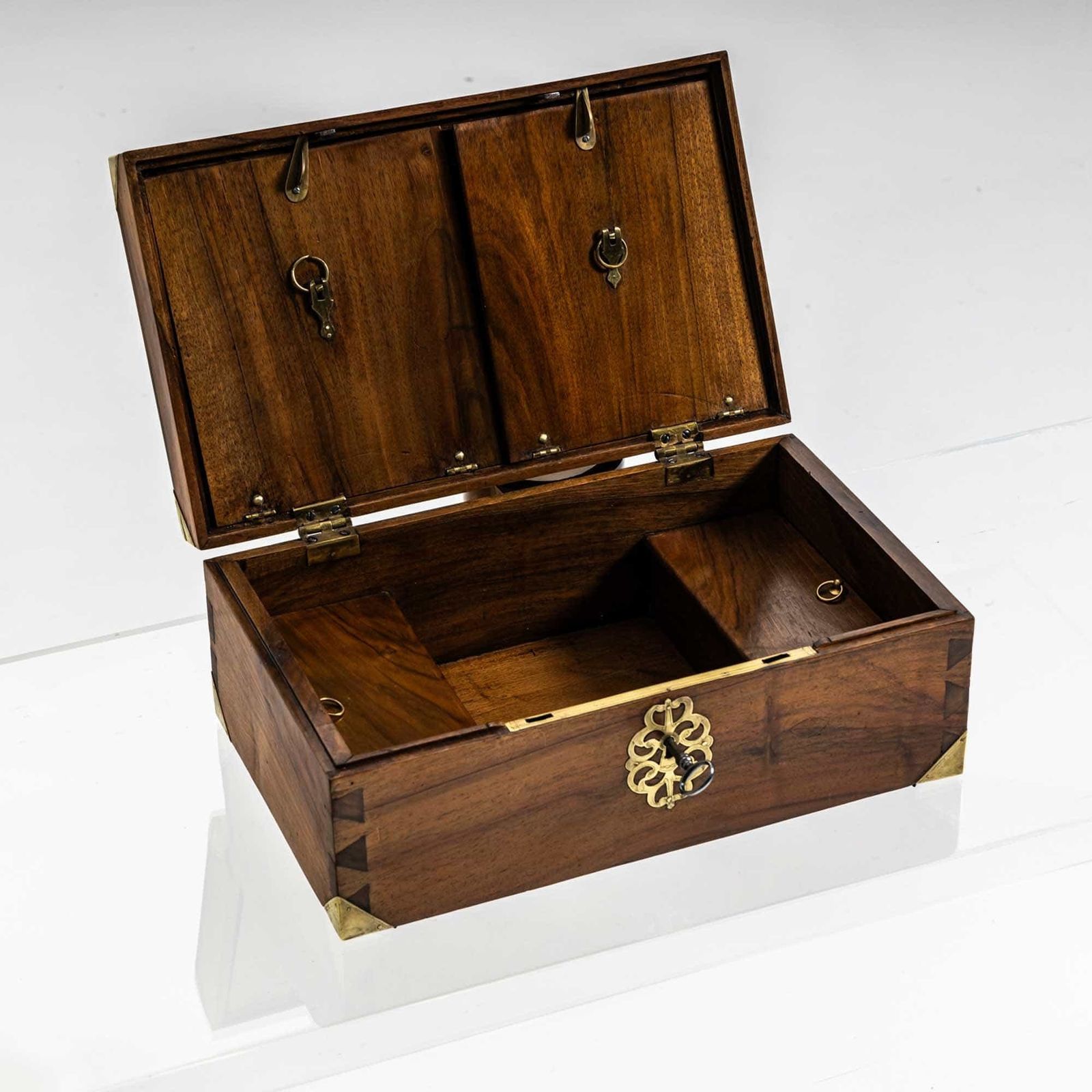 Traveller's Casket, German, Early 19th Century photo 2000.0