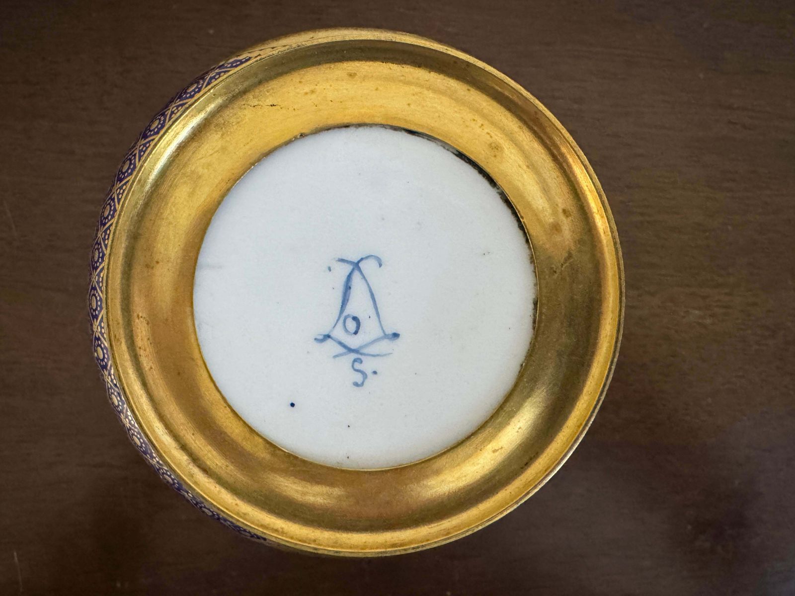 photo vintage 18th Century Sèvres Style Porcelain Bottle Cooler (Seaux A Bouteille)