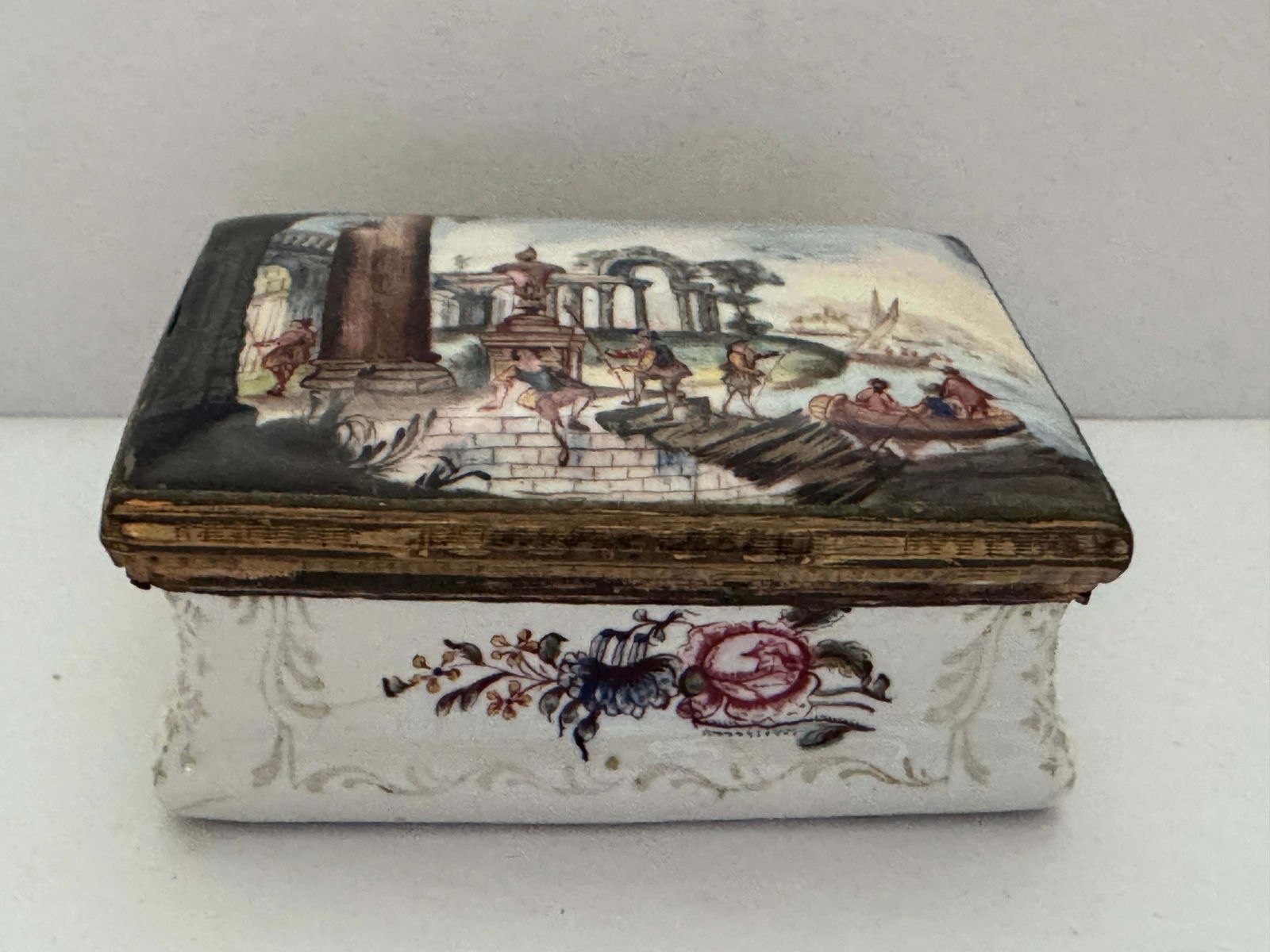 18th Century South Staffordshire Snuff Box photo furniture