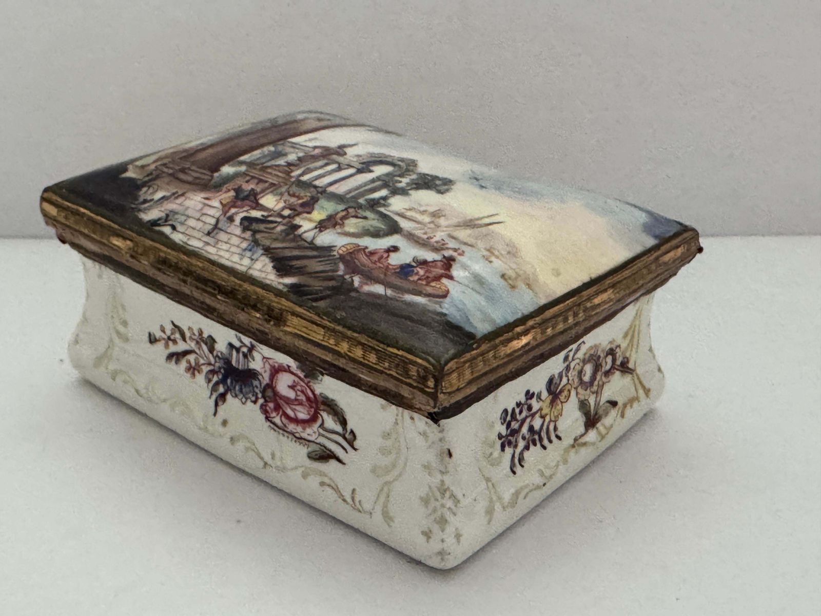 18th Century South Staffordshire Snuff Box photo for sale