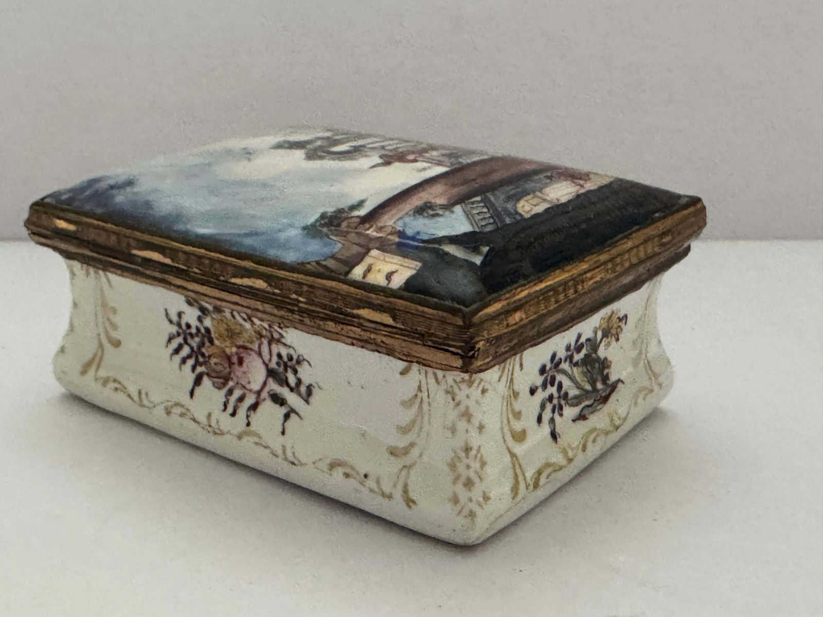 18th Century South Staffordshire Snuff Box photo buy