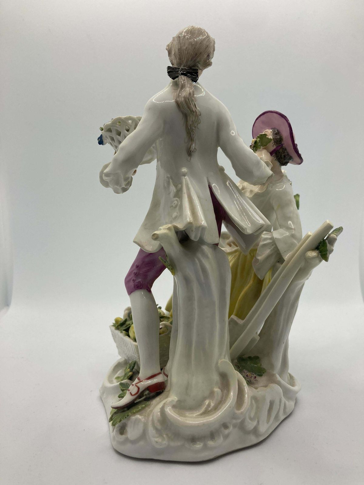 18th Century Meissen Porcelain Figurine, 'Pair Of Gardeners',  Model No 1584 photo Home Decor