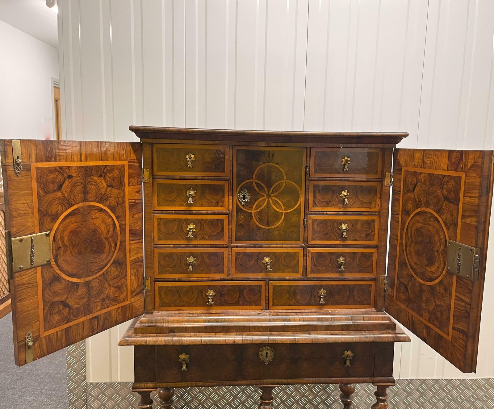 William & Mary Walnut Oyster Veneer Cabinet On Stand photo furniture
