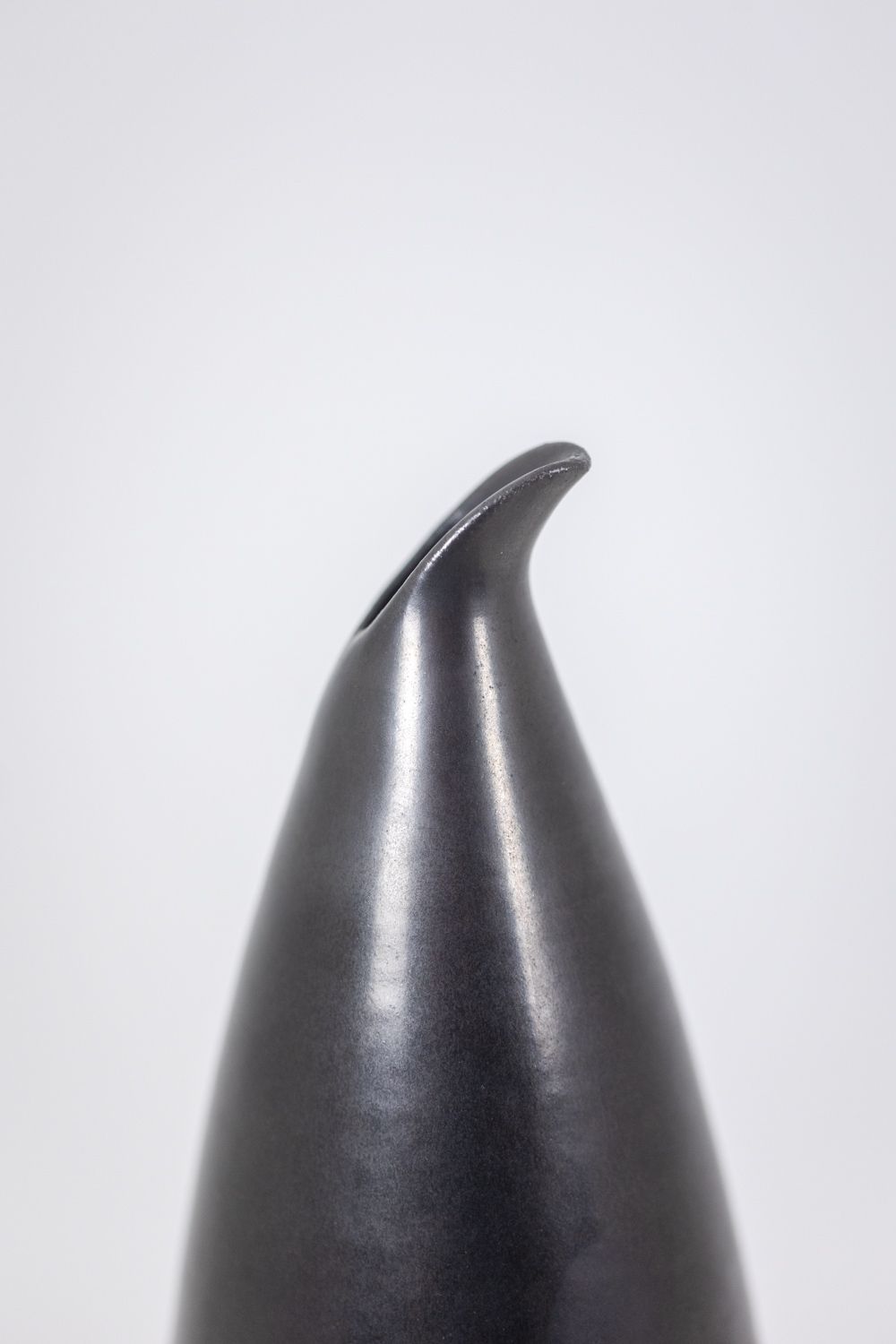Les Potiers D’accolay. Vase In Turned Earthenware. Circa 1955. Ls5990509h photo furniture
