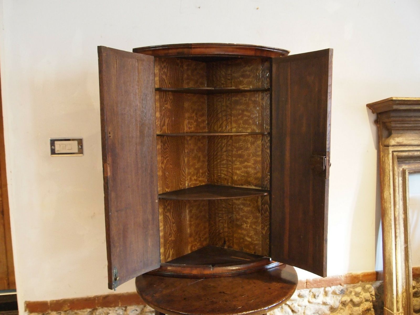 Cupboard Rare Queen Anne Corner Cabinet Walnut C1700 photo buy