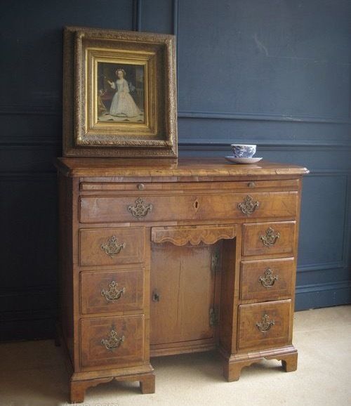 Early 18th Century Walnut Knee Hole Desk photo furniture