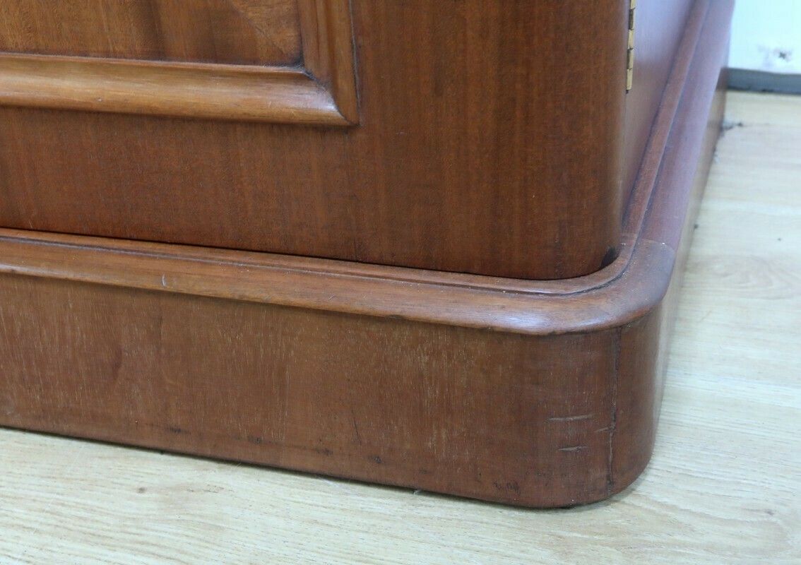 photo vintage Victorian Mahogany Two Body Bookcase, England – Mid 19th Century