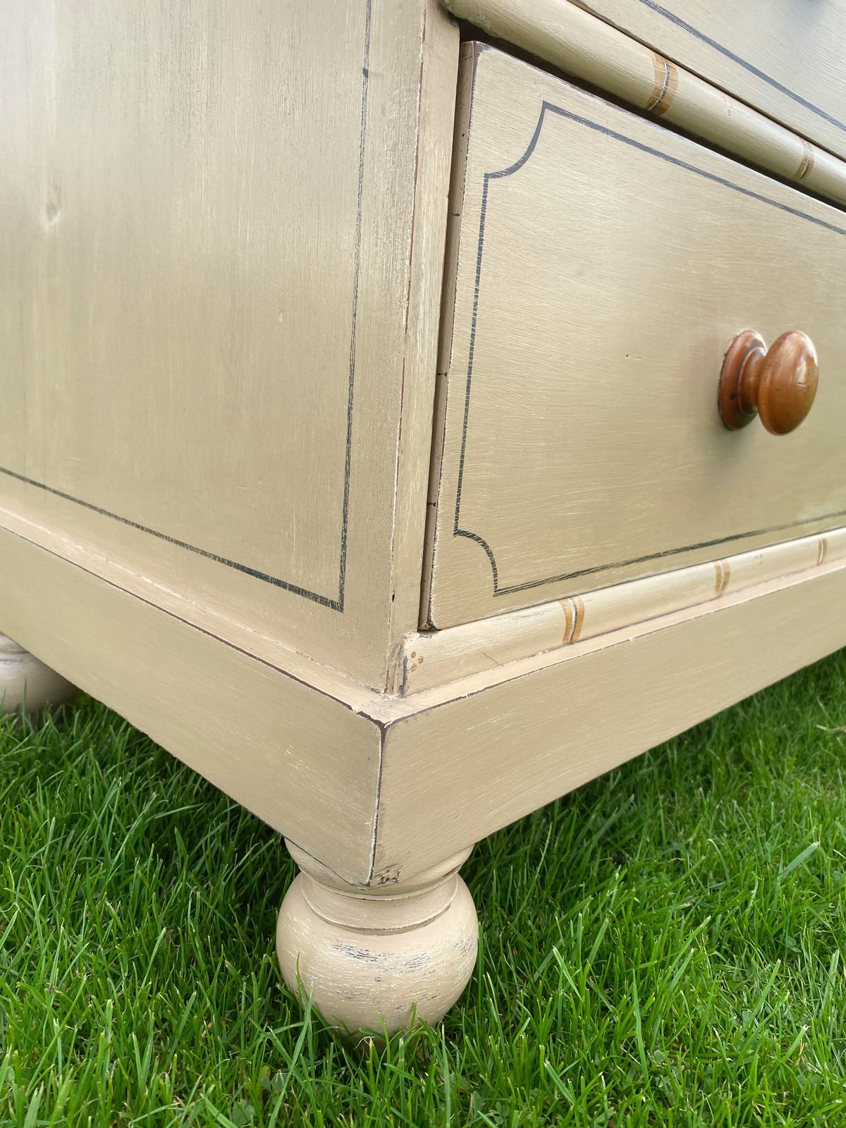 Faux Bamboo Regency Style Painted Chest Of Drawers photo furniture