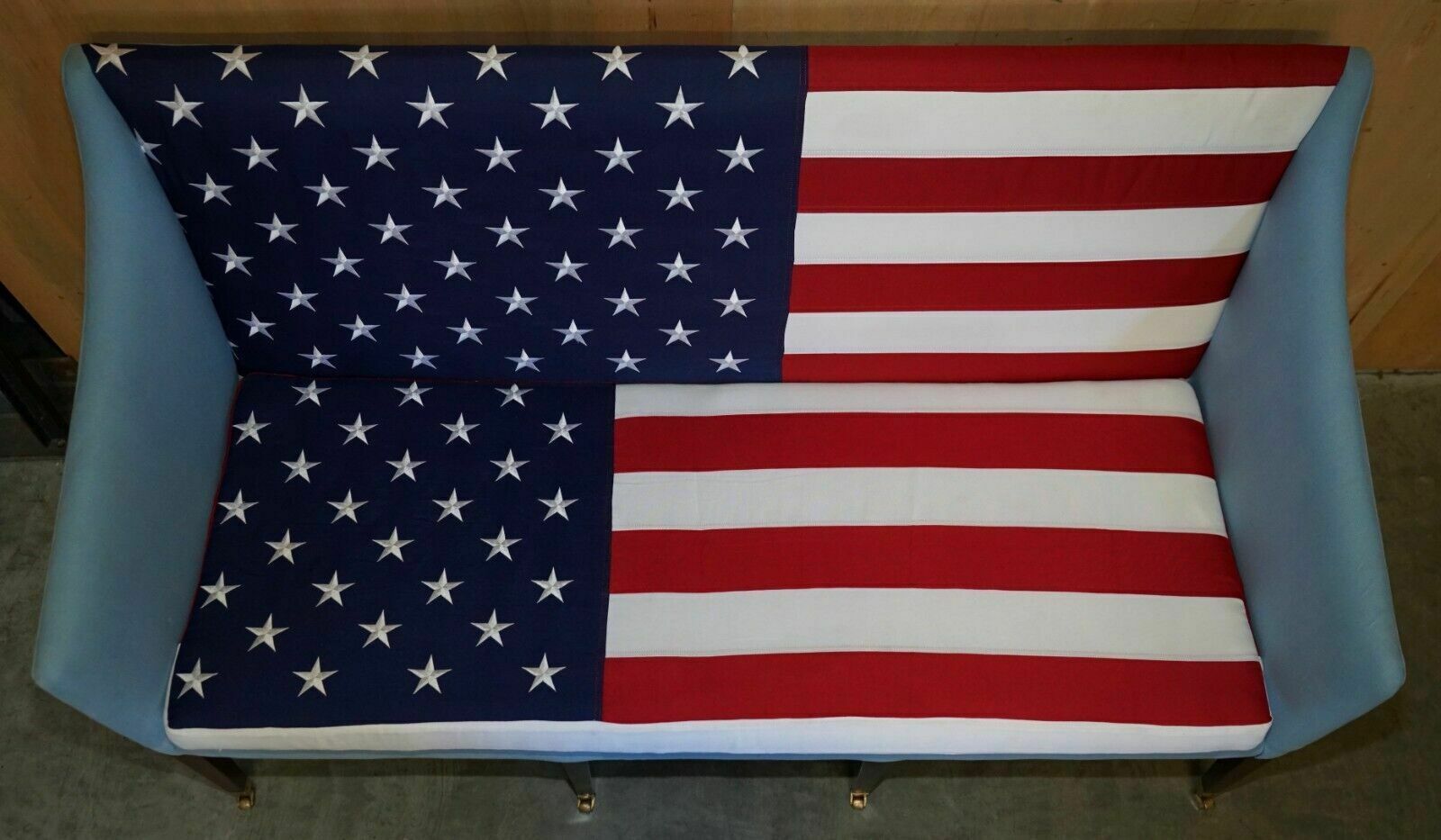 Antique Georgian 1820 Sofa Upholstered With American Flag Stars & Stripes USA photo vinterior