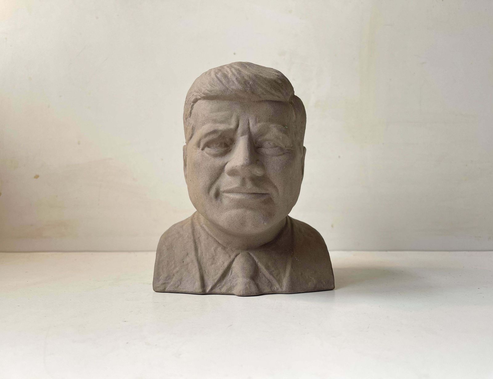 Vintage John F. Kennedy Ceramic Money Bank Bust, 1980 photo furniture