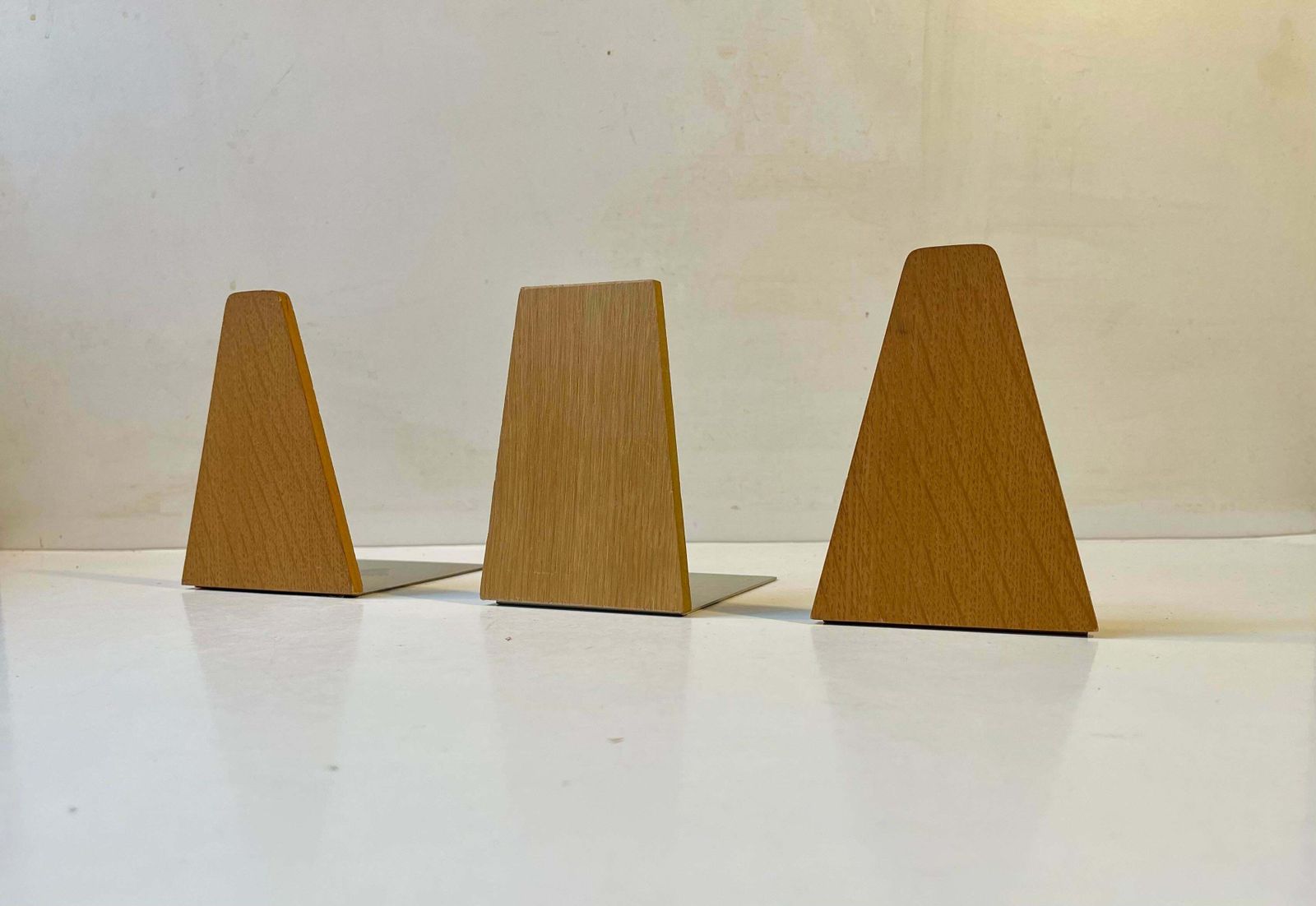 Vintage Scandinavian Bookends In Oak, 1960s, Set Of 3 photo for sale