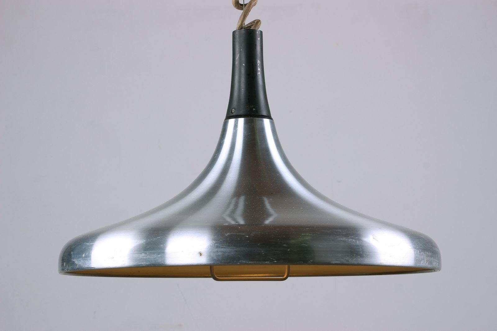 Grande suspension allemande en métal chromé, modèle Tulip par Erco, 1960. photo vintage