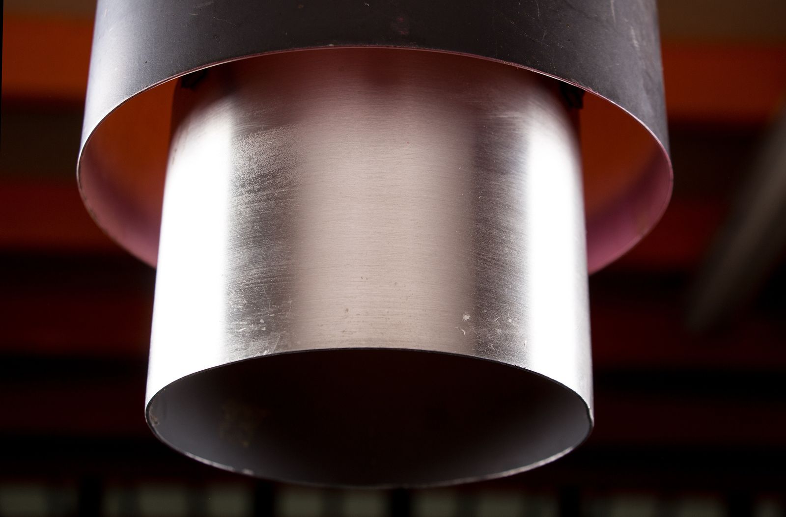 photo for sale Grande suspension danoise en aluminium, modèle Zénith par Jo Hammerborg pour Fog & Mørup, 1960.