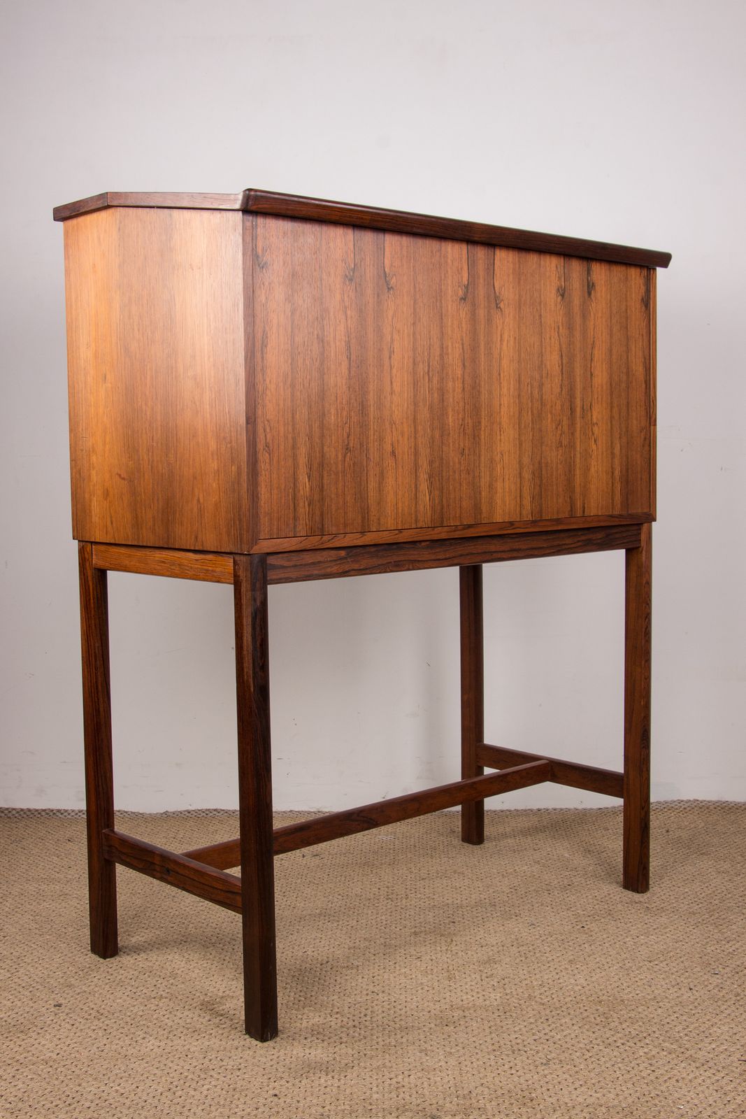 Mobilier Scriban servant de bar et de secrétaire en palissandre et Formica, par Hans Olsen pour Cs Mobler, 1960 photo