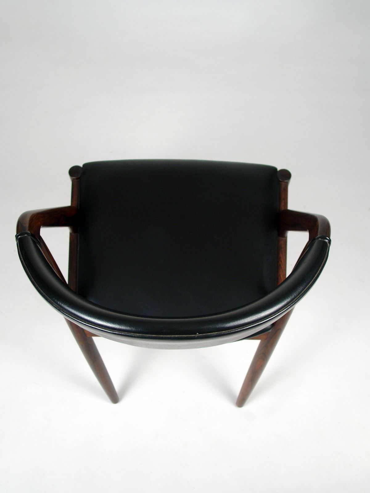 Mid Century Modern Danish Model 31 Dining Chair In Rosewood By Kai Kristiansen photo Furniture