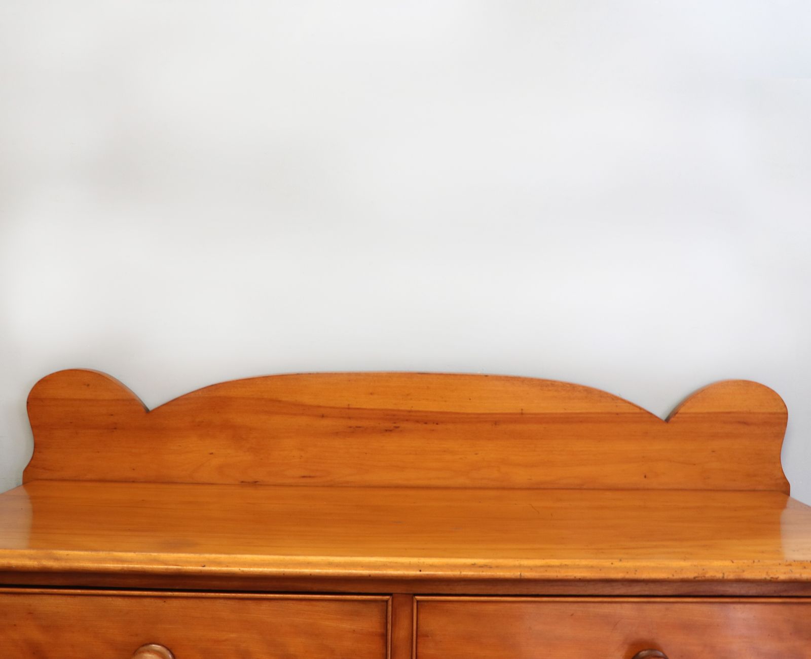 A Lovely Victorian Satin Birch Chest. photo buy