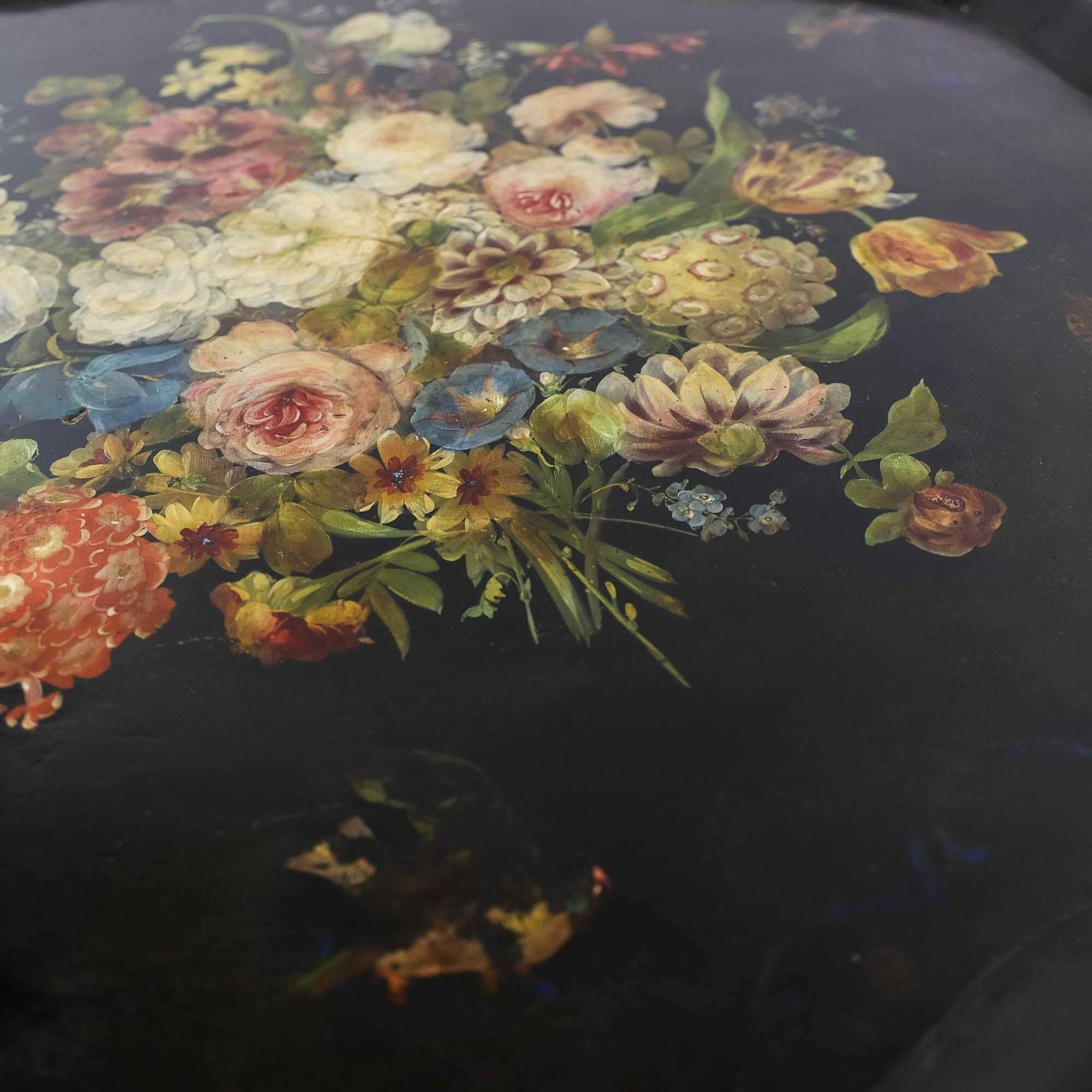 Antique 19th Century Painted Tilt Top Table | Antique Table | Antique Lacquered Table | Antique Table | Vintage photo vinterior