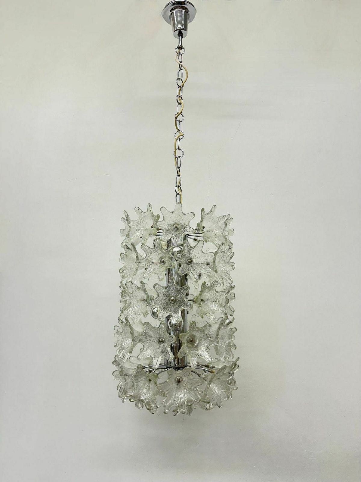 Spectacular Murano Glass Flower Chandelier By Venini For Veart, Italy 1970s photo vintage