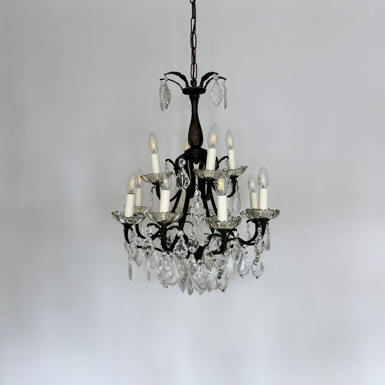 Birdcage Chandelier With Glass Bobéche Pans