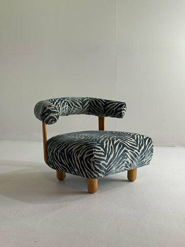 Grote, Grenen Fauteuil Met Koningsblauw Bekleding