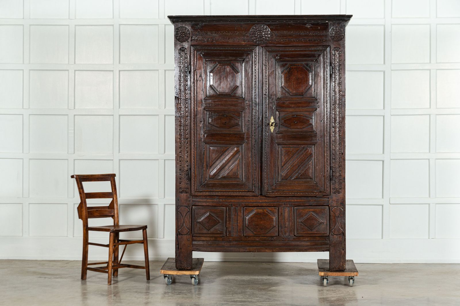 Early 18thc French Oak Armoire photo vinterior