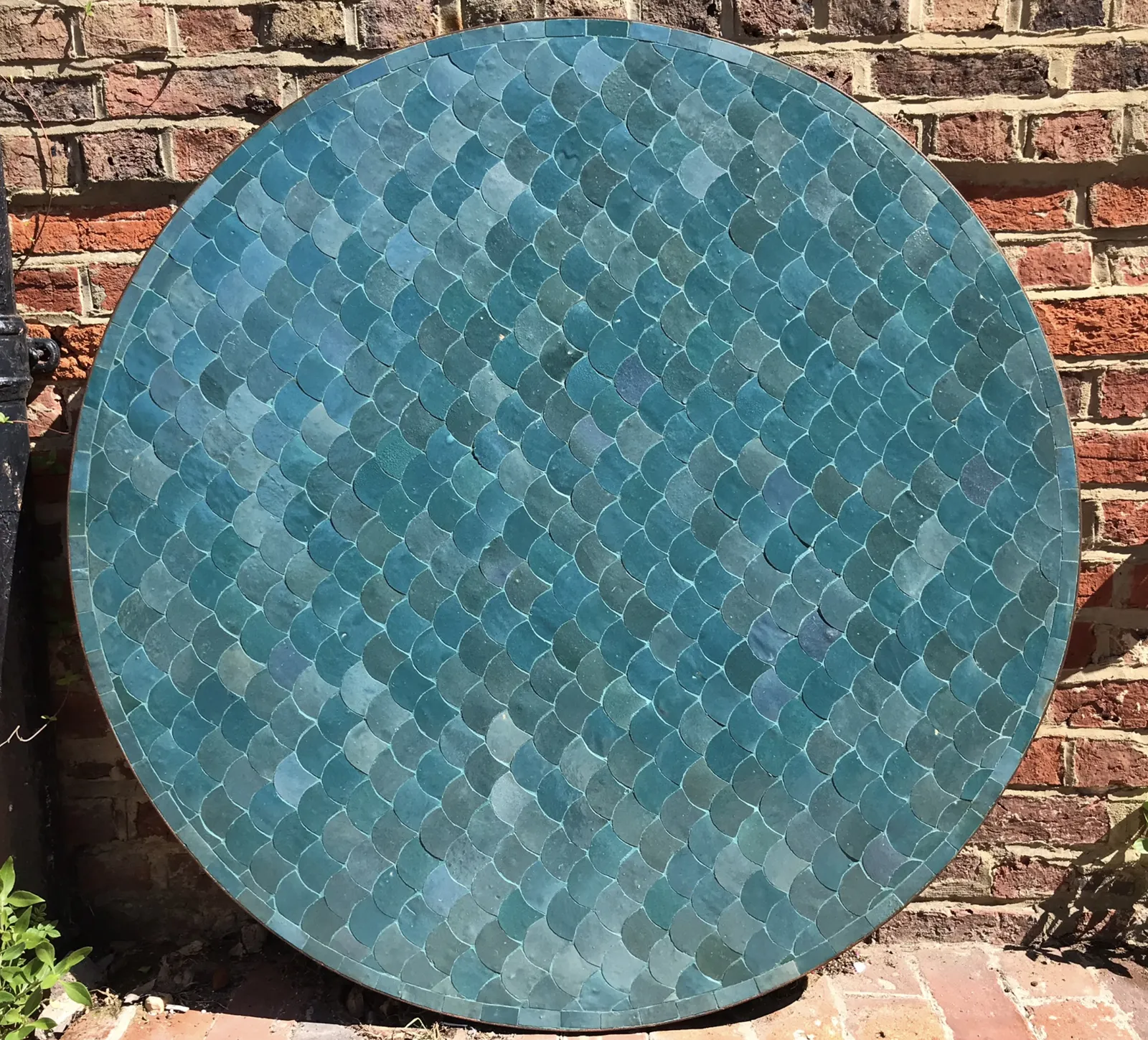 Tavole Calde 120cm Diameter Dark Turquoise Fan Design Mosaic Tile Table, With Iron Base, And 2 Sealers. New But Unused Old Stock