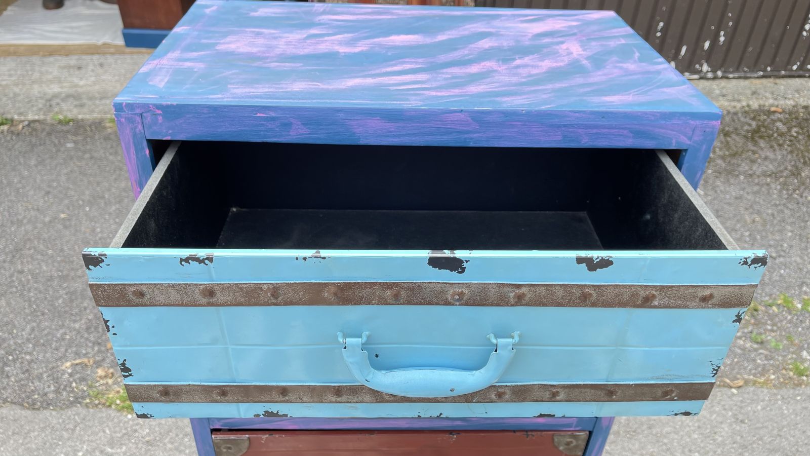 Metal And Wooden Chest Of Drawers photo 500.0