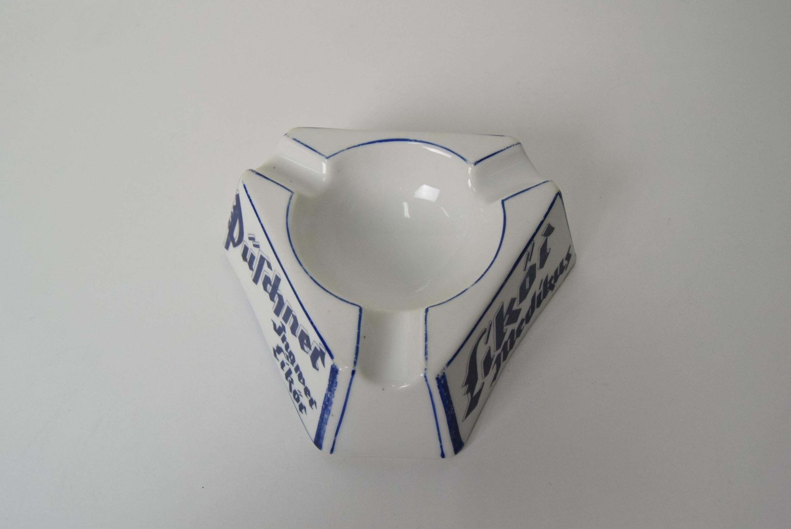 Art Deco Porcelain Advertising Ashtray Püschner Bitter, 1920's. photo Home Decor