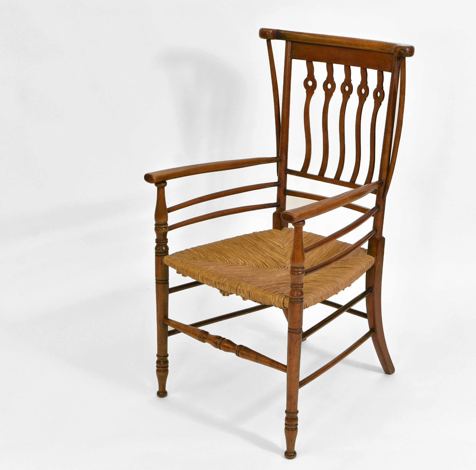 Arts & Crafts “Quaint” Rush Seated Armchair photo vinterior