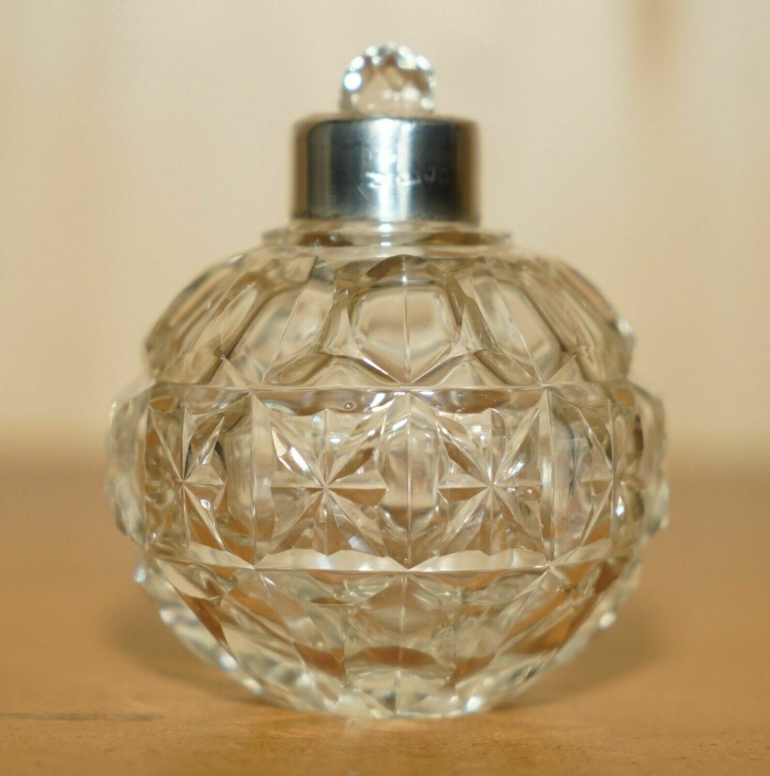 Art Deco Antique Sterling Silver Perfume Bottle In Round Cut Glass Crystal