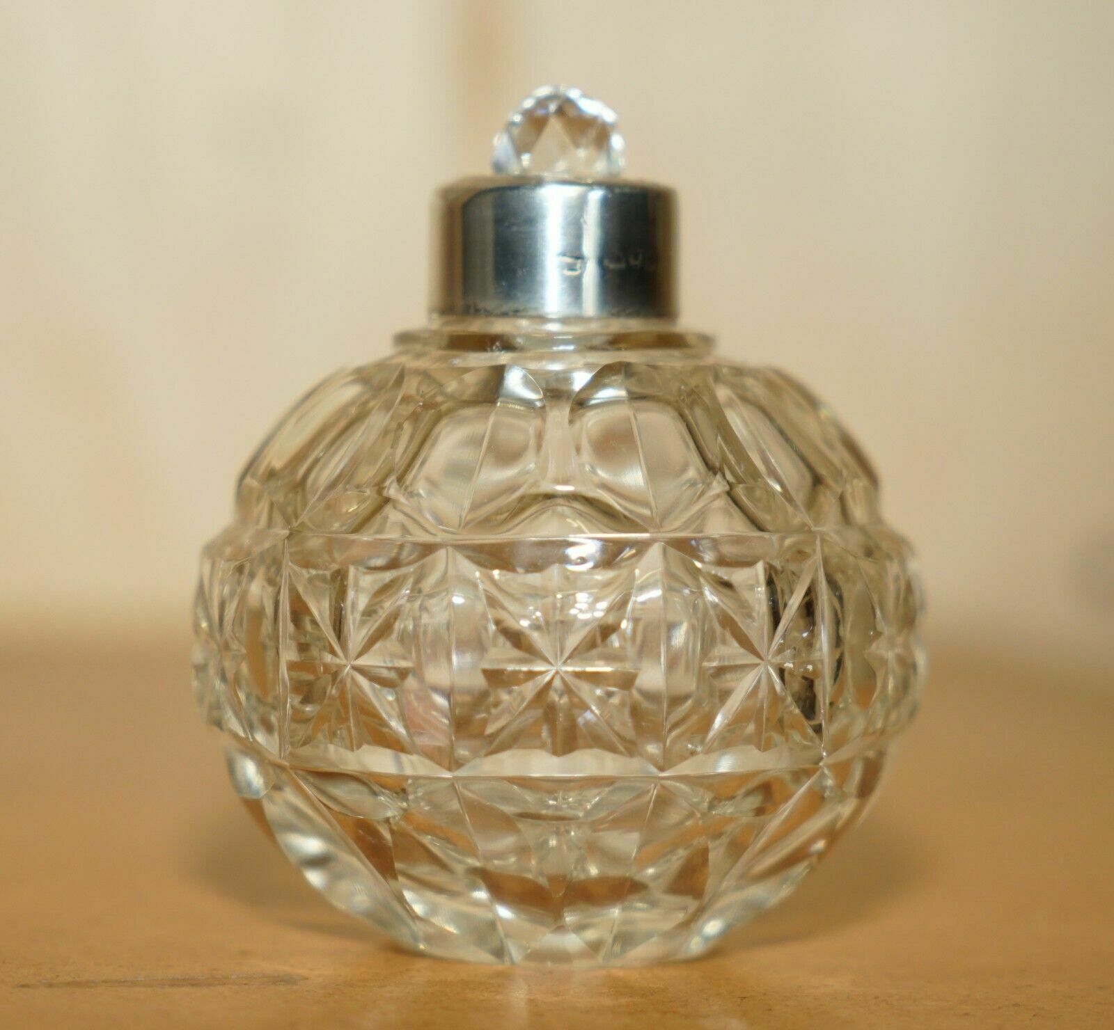 Art Deco Antique Sterling Silver Perfume Bottle In Round Cut Glass Crystal photo for sale
