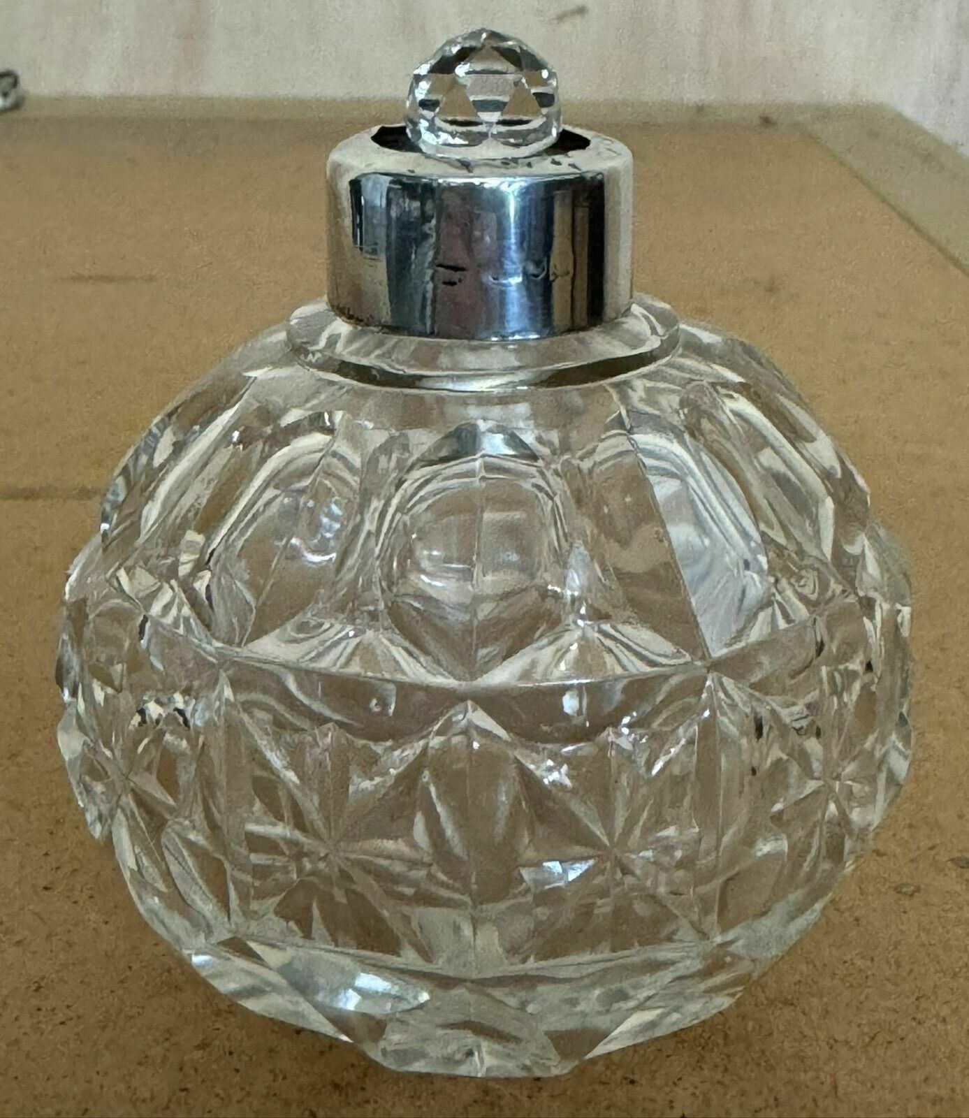 photo furniture Art Deco Antique Sterling Silver Perfume Bottle In Round Cut Glass Crystal