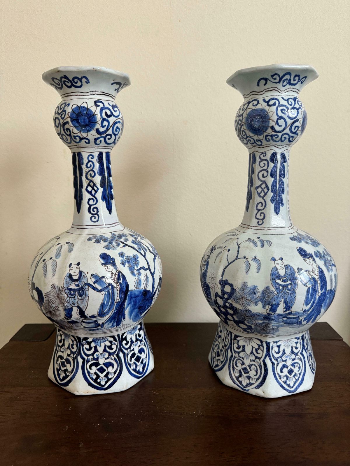 Early 18th Century Pair Of Delft Vases photo for sale