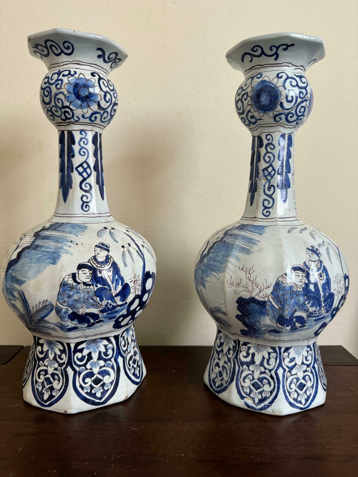 Early 18th Century Pair Of Delft Vases photo vintage