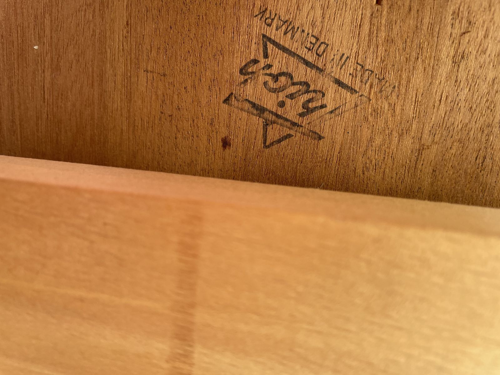 photo vintage Vintage Danish Elevator Dining/Coffee Table