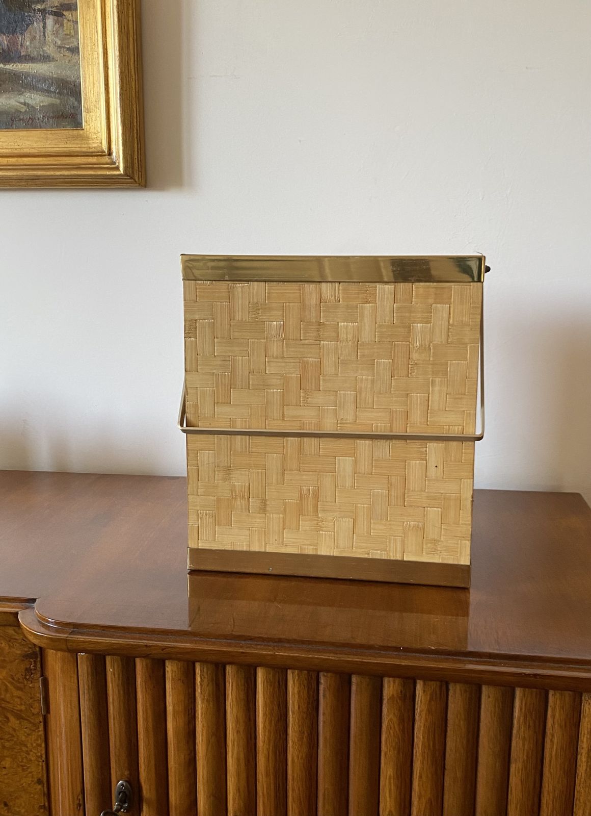 Hollywood Regency Brass And Woven Bamboo Magazine Rack, Metal Linea Nova Italy 1970 photo Home Decor