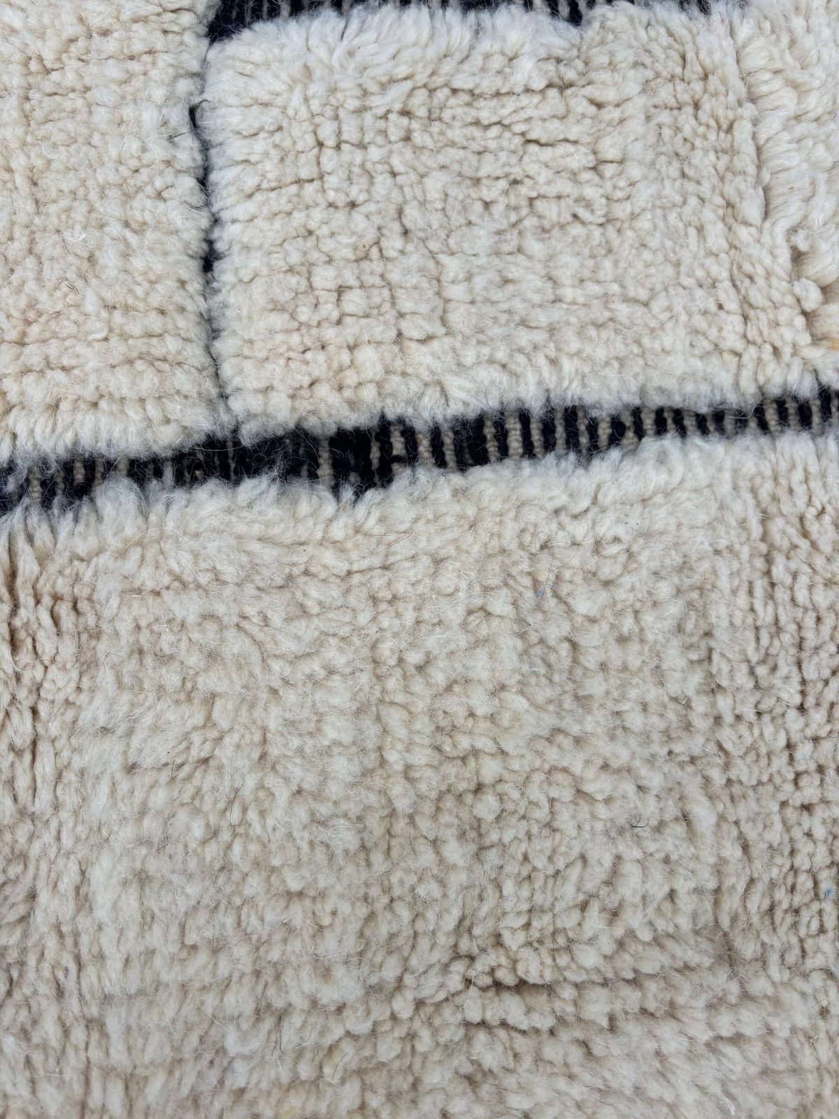 photo furniture Moroccan Berber Beni Ourain Rug 180x270 Cm   White Authentic Wool Carpet   Modern Design Rug