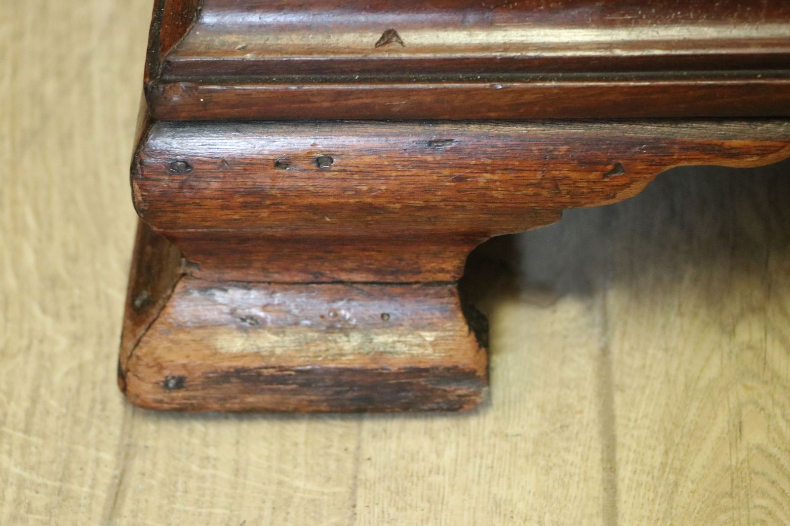 Furniture A Lovely Georgian Revival Mahogany Chest Of Drawers. photo