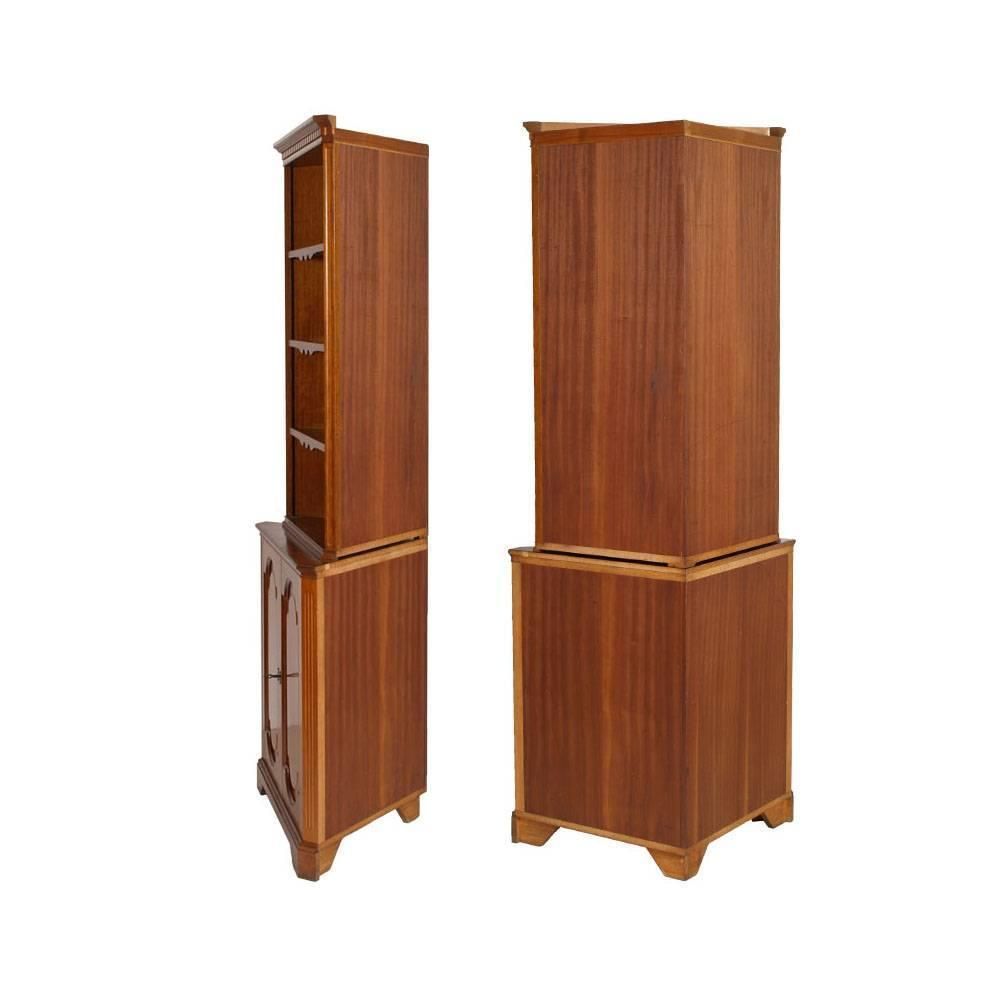 Neoclassical Italy Corner Display Cabinet In Walnut By Bassano' Ebanistery Polished To Wax photo for sale
