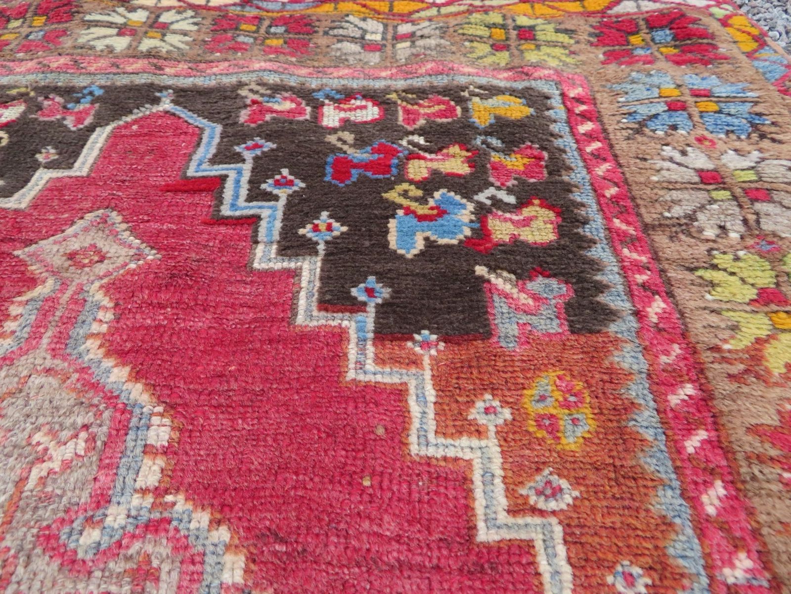 photo for sale Antique Turkish Mujur Mudjur Rug. Kirsehir Province. Central Anatolia. Late 19th Century.