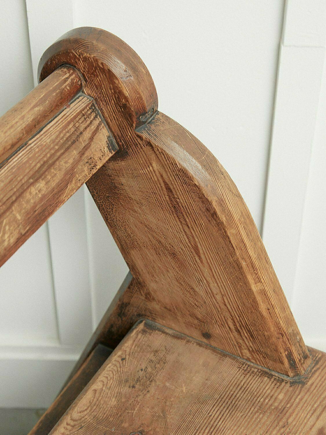 Compact Pine Church Pew Full Of Character  East London 1860’s  79cm H 103cm W 52cm D1800s photo vinterior