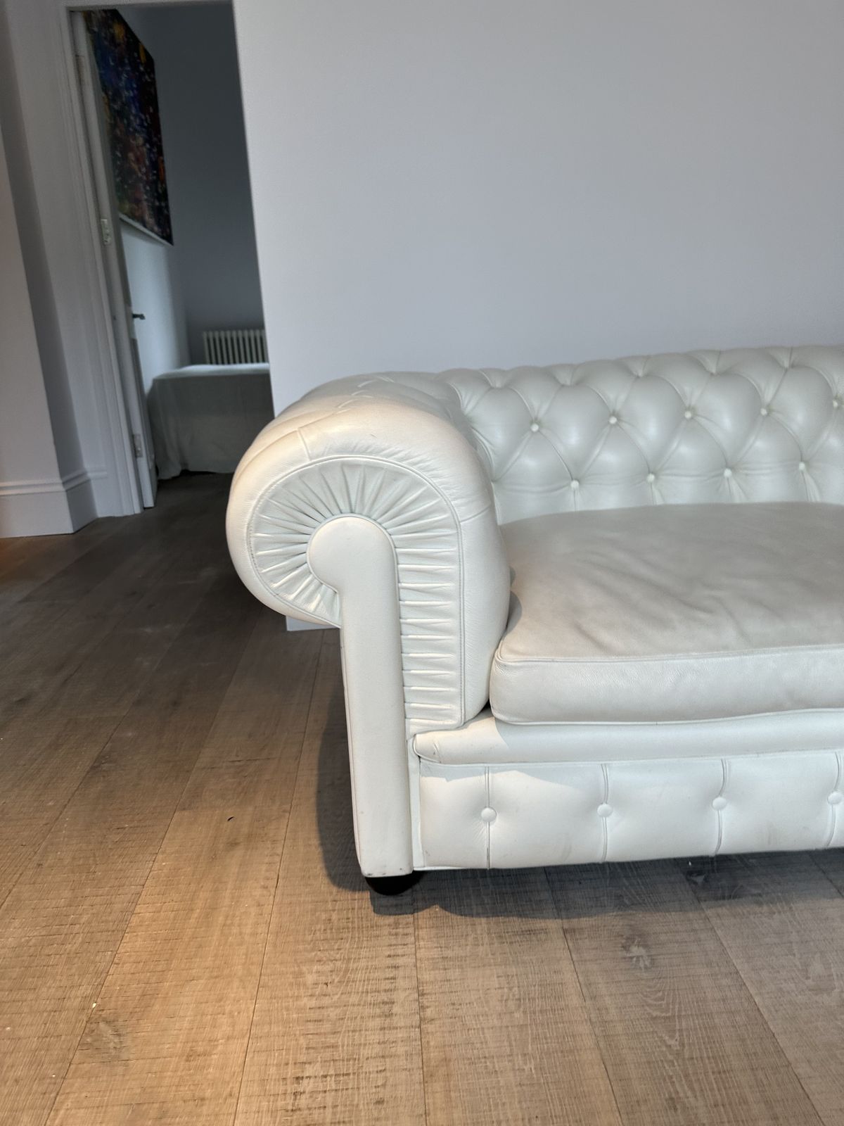 Poltrona Frau Chesterfield 3 Seater Sofa In Polar White Leather   Excellent Condition photo 5000.0