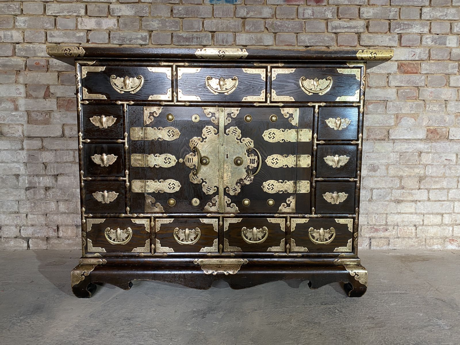 Large Korean Chest Or Morijang